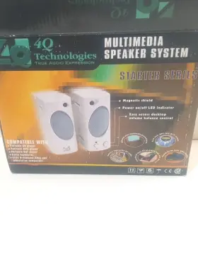 SP-698 4Q TECHNOLOGIES Multimedia Speaker