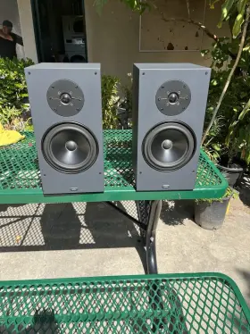 S700 A/D/S/ Ads Speaker Monitors