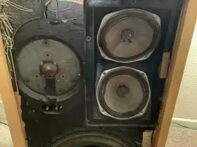 AR-2A ACOUSTIC RESEARCH Speakers Up #2