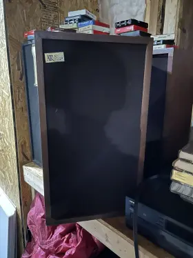 L-1575 AR Acoustic Suspension Loudspeakers L-1575 AR Acoustic Suspension Loudspeakers
