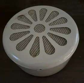TW-10 ATLAS Soundolier Speaker Water Stains