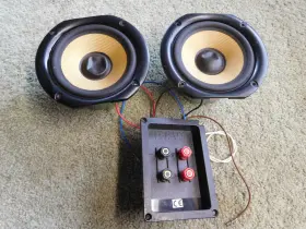 224448 B-W Speakers Crossover