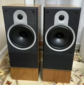 DM1800 B-W Stereo Speakers #2
