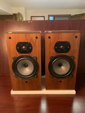 DM22 BOWERS WILKINS Loudspeakers Bookshelf Floor Speakers #2 DM22 BOWERS WILKINS Loudspeakers Bookshelf Floor Speakers #2