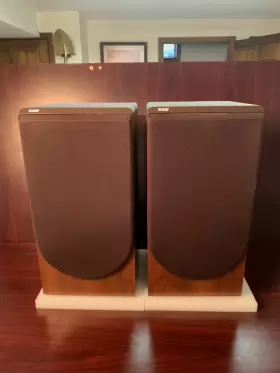 DM22 BOWERS WILKINS Loudspeakers Bookshelf Floor Speakers DM22 BOWERS WILKINS Loudspeakers Bookshelf Floor Speakers