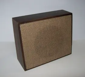 Z2-251 CALECTRO Speaker Baffle Herald #2 Z2-251 CALECTRO Speaker Baffle Herald #2