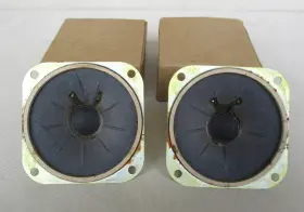 22B3823 CALRAD Tweeter Speakers Nos Boxed