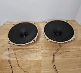 2301800 CAPEHART Speakers