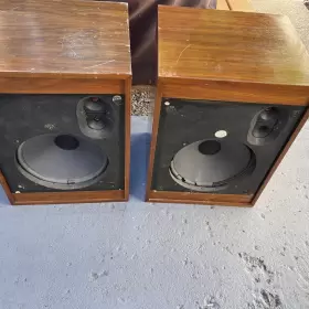 217R CERWIN-VEGA Loud Speakers 217R CERWIN-VEGA Loud Speakers