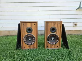 DX-1 CERWIN-VEGA Bookshelf Theater Music Speakers #2 DX-1 CERWIN-VEGA Bookshelf Theater Music Speakers #2