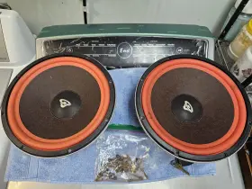 E-712E-312 CERWIN-VEGA Subwoofer