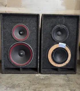 PD18-C CERWIN-VEGA Pa Speakers