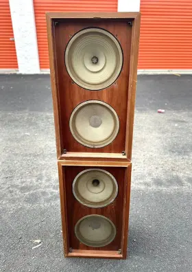 BETA-10S CORAL Set Speakers Up #2 BETA-10S CORAL Set Speakers Up #2