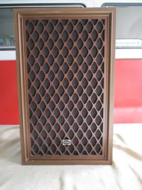 BX-1005 CORAL Floor Speaker Wood Box BX-1005 CORAL Floor Speaker Wood Box