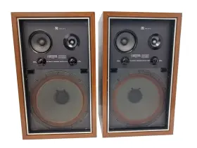 CE-1A CRYSLER Living Audio Floor Speakers CE-1A CRYSLER Living Audio Floor Speakers