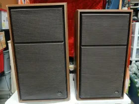 EVR-160 ELECTRO-VOICE Research Speakers