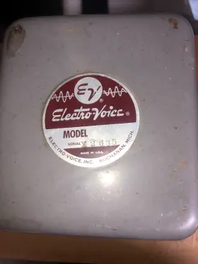 X2635 ELECTRO-VOICE Crossover