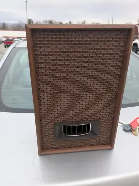 31M35 EMERSON Speaker 31M35 EMERSON Speaker
