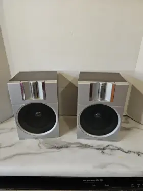 60-1095 EMERSON Speakers