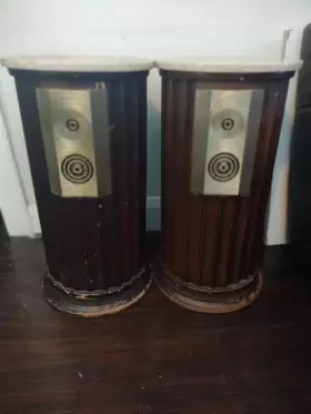 8000P EMPIRE Grenadier Speakers 8000P EMPIRE Grenadier Speakers