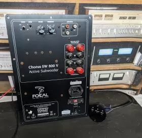CHORUSSW800V FOCAL Plate Amplifier Subwoofer CHORUSSW800V FOCAL Plate Amplifier Subwoofer