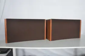 GS401 GALE Speakers