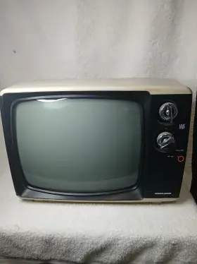 GS-12 GENERAL SOUND Television