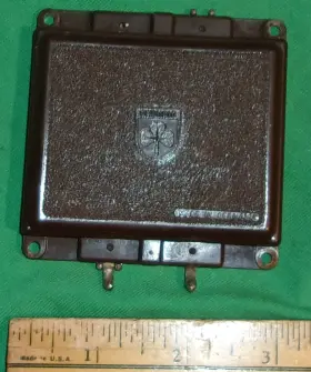 6CA4 GRUNDIG Tweeter Table Radio Clean