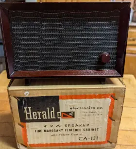 CA-121 HERALD Speaker Mahogany Cabinet