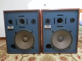 4333A JBL Studio Monitors Cash 4333A JBL Studio Monitors Cash