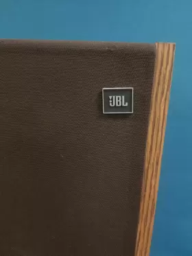 J220A JBL Audio Single Floor Speaker Wood Grain #2 J220A JBL Audio Single Floor Speaker Wood Grain #2