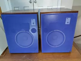 L-200A JBL Speakers L-200A JBL Speakers