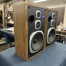 SK-202 JVC Floor Speakers #3