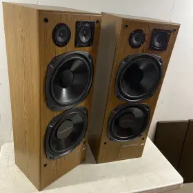SP-97WD JVC Floor Stereo Speakers Woofers Mids Tweet SP-97WD JVC Floor Stereo Speakers Woofers Mids Tweet