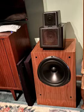 105.2 KEF Speakers #2