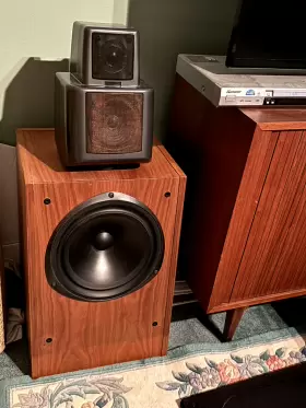 105.2 KEF Speakers #3