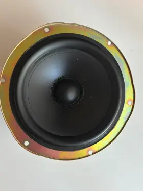 SP1334 KEF Single Speaker Woofer SP1334 KEF Single Speaker Woofer