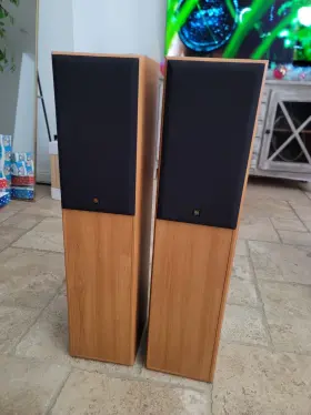 SP3321 KEF Cresta Floor Speakers SP3321 KEF Cresta Floor Speakers
