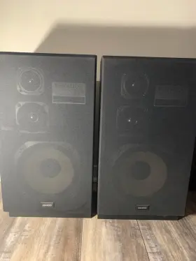 JL-650 KENWOOD Floor Speakers JL-650 KENWOOD Floor Speakers