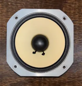 T06-0109-00 KENWOOD Speakers T06-0109-00 KENWOOD Speakers