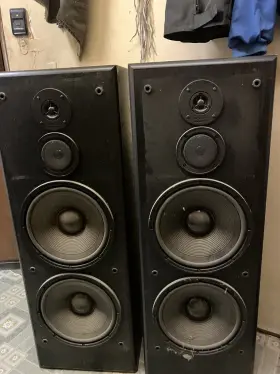 AV5001 KLH Floor Speakers #2