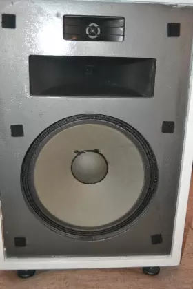 8414831 KLIPSCH Heresy Hbr Speakers Sequential Texture Finish #2 8414831 KLIPSCH Heresy Hbr Speakers Sequential Texture Finish #2
