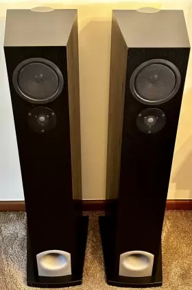 5140 LINN Floorstanding Speakers 5140 LINN Floorstanding Speakers