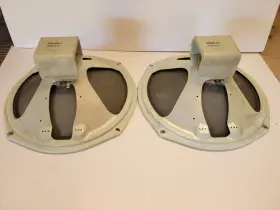 232952 MAGNAVOX Alnico Woofers Speakers