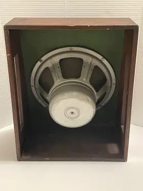 P232 MAGNAVOX SPEAKER Wood Cabinet Tube Amplifier Guitar #2 P232 MAGNAVOX SPEAKER Wood Cabinet Tube Amplifier Guitar #2