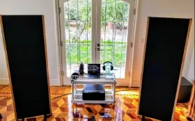 MG-3A MAGNEPAN Iiia Speakers