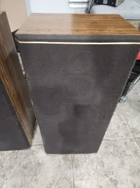 HLM308 MARANTZ Wood Grain Floor Speakers