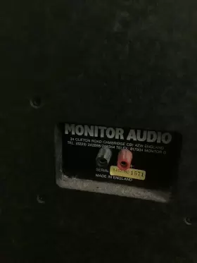 R452 MONITOR AUDIO Speakers