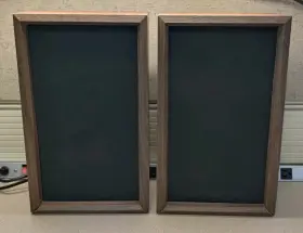 E98662 MONTGOMERY WARD Speaker Track