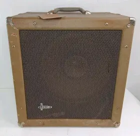 S-212 NEWCOMB Speakers Turntable #2